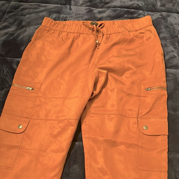 Banana Republic Joggers - Picture 1 of 4